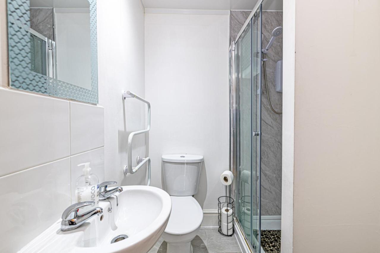 One Bedroom Holiday Apartment Colwyn Bay Buitenkant foto